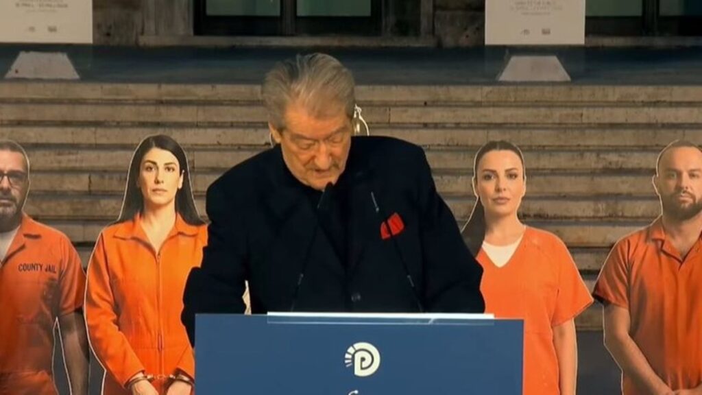 Berisha reagon pas vendimit të gjykatës për të lënë në qeli 5 protestues: Qëndruan si luanë ndaj torturave 07 1