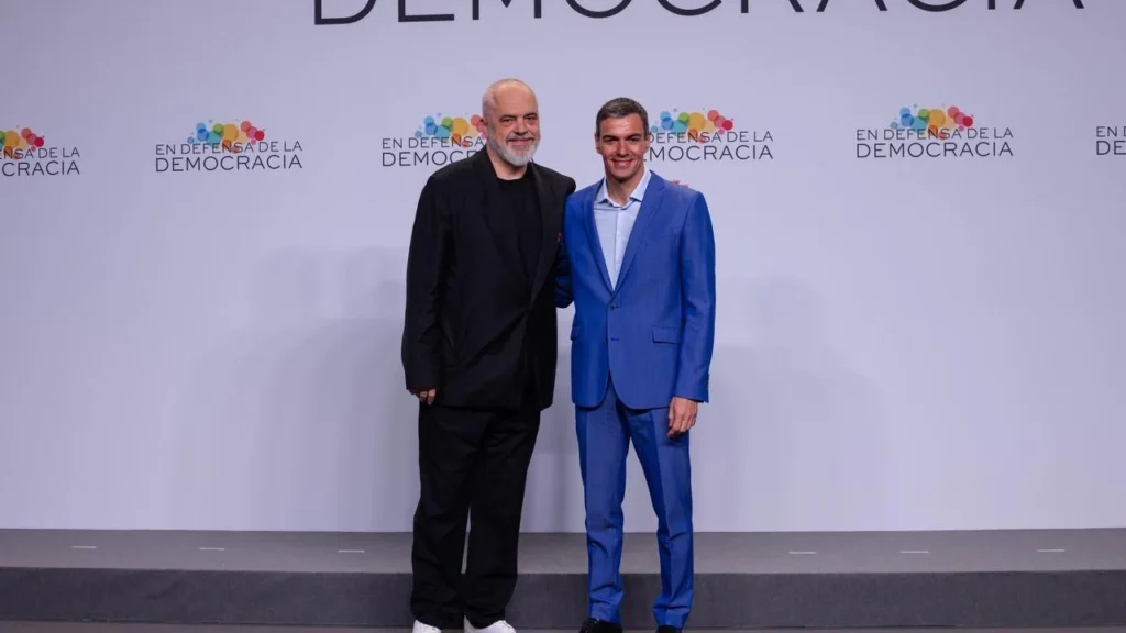 Rama në samitin e majtë në Spanjë/ Barcelona mbledh liderët progresistë, fokus mbrojtja e demokracisë dhe kundër ekstremit të djathtë IMG 1442