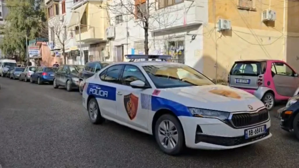 U raportua se humbi jetën nga arresti kardiak, 59-vjeçari në Durrës ndërroi jetë pasi u godit me grushte IMG 1461