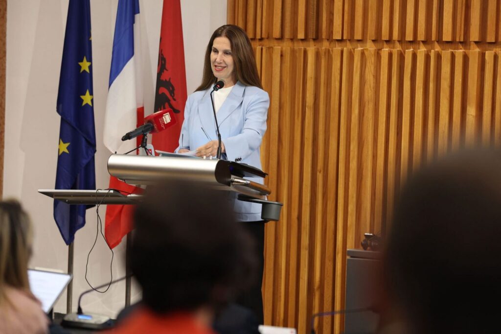 Hapet Kampusi Ndërkombëtar i Tiranës, Kumbaro: Dritare e re bashkëpunimi akademik me Francën IMG 1587