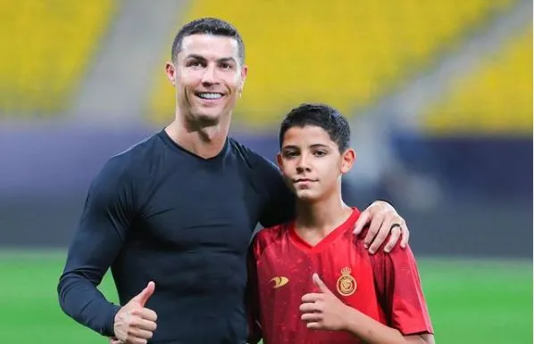 Trashëgimia e Ronaldo/ Ylli portugez pritet të luajë sezonin e ardhshëm me djalin e tij IMG 1686