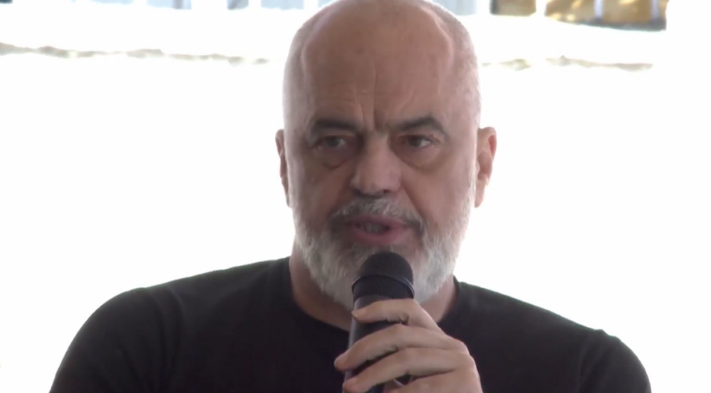 Rama: Hoqëm subvencionimin e naftës për fermerët sepse abuzonin, përdorej për makina në qytet Rama Berat