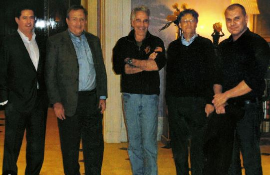 Bill Gates do të dëshmojë para Kongresit amerikan për skandalin dhe marrëdhënien e tij me Jeffrey Epstein, caktohet data 1 image 4