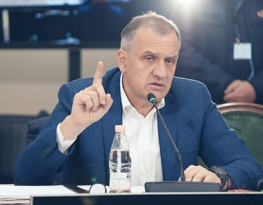 Beqaj kërkon zëvendësim mase, ish-ministri i Shëndetësisë i drejtohet gjykatës së posaçme Beqaj