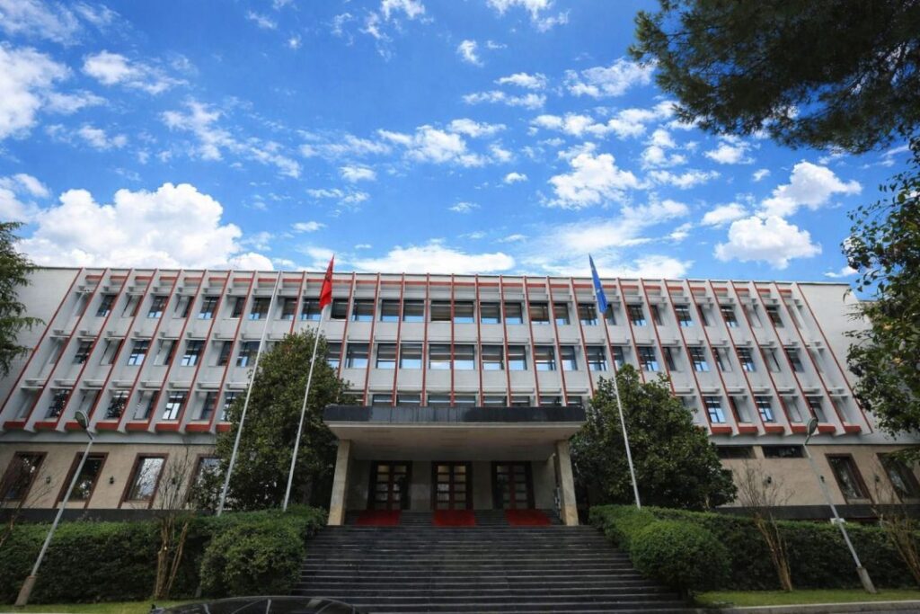 10 pozicione të lira pranë misionit shqiptar në BE, MEPJ: Bëhuni pjesë e skuadrës IMG 2369