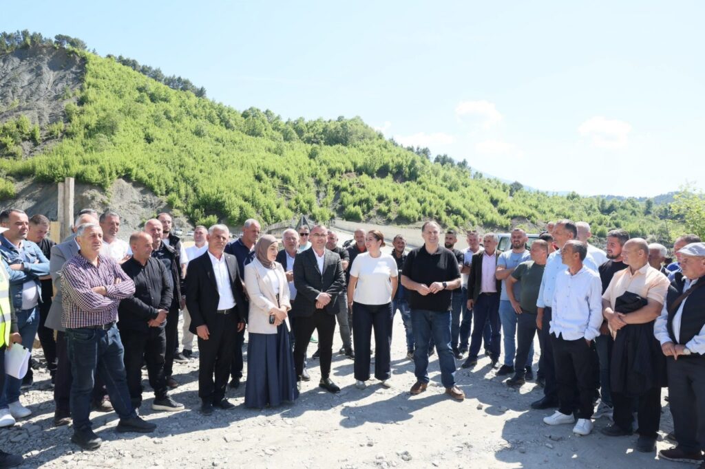 Manastirliu: Investimi në rrugën e Vilëzës në Zall Bastar, më shumë zhvillim për zonën IMG 2423