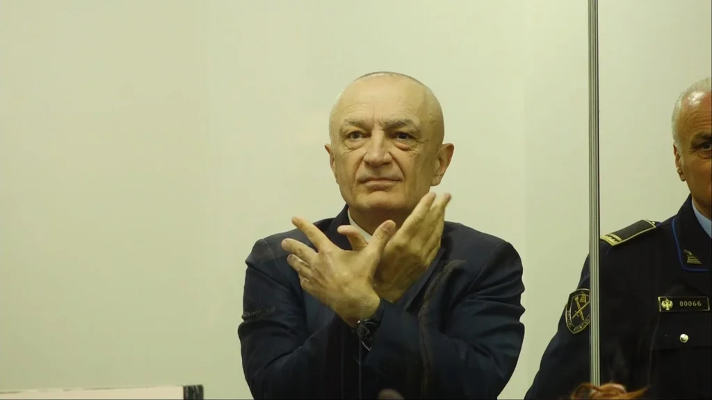 Kërkoi ndryshimin e masës së sigurisë, Gjykata e Posaçme e Apelit rrëzon ish-presidentin Meta IMG 2463