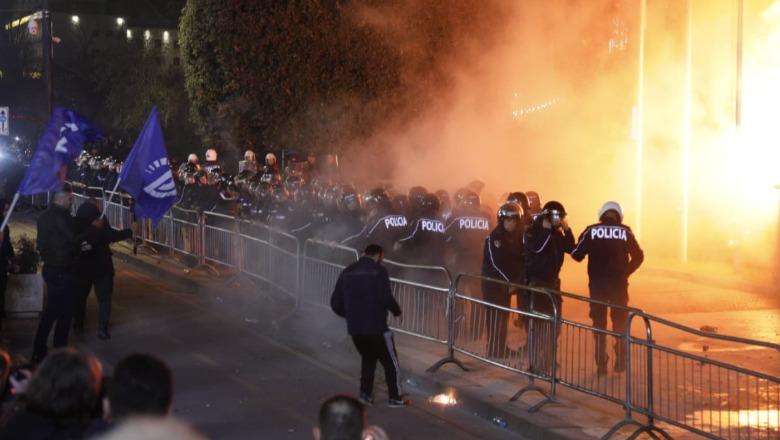 Protesta e PD më 17 prill, Apeli liron nga qelia pesë protestues IMG 2913