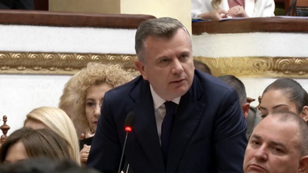Rezoluta e dakordësuar nga PS dhe PD për integrimin në BE, Balla: Të mos e prishim punën e mirë të komisionit IMG 3193