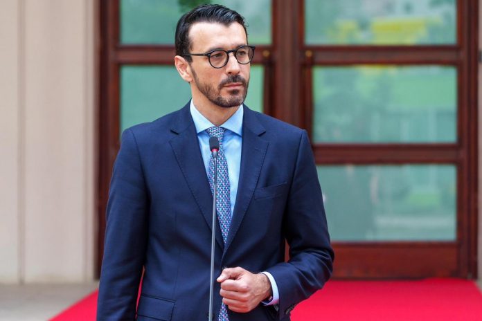 Karakaçi: Masa për rritjen e sigurisë në ndërtim dhe forcimin e mekanizmave të kontrollit IMG 3718