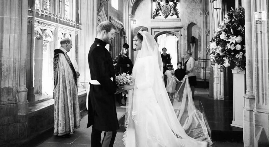 Meghan Markle dhe Princi Harry festojnë 8-vjetorin e martesës, çifti ndajnë momente të veçanta nga dasma megan markle