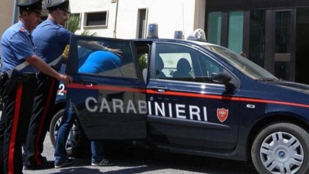 88 800 0 1782633883x1782633503 policia 405