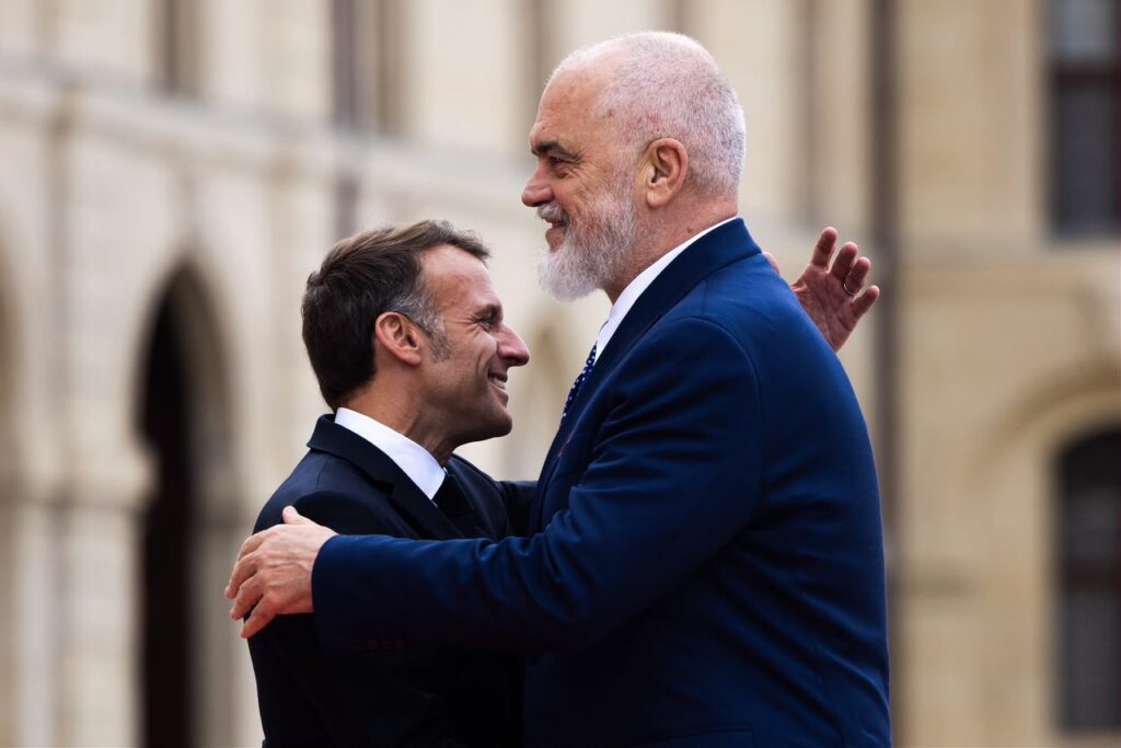 Rama në Paris, merr pjesë në samitin e Koalicionit të Vullnetmirëve për Ukrainën! Pritet nga Macron 2 2 1