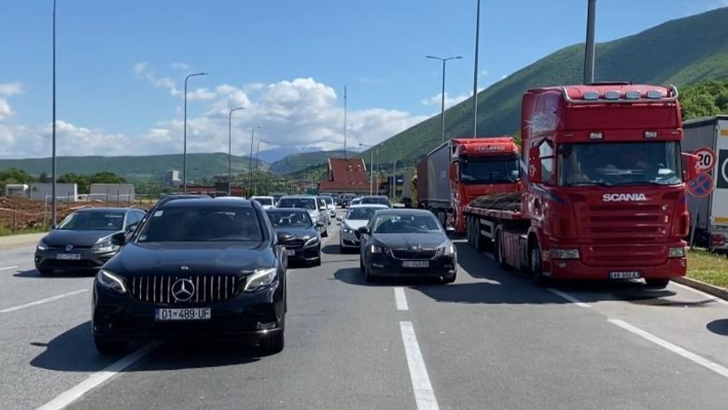 Pikat kufitare Shqipëri-Kosovë, mbi 1 mln lëvizje në korrik! Marrëveshja mes vendeve lehtëson fluksin 800 0 1785503741ximg 6048 983