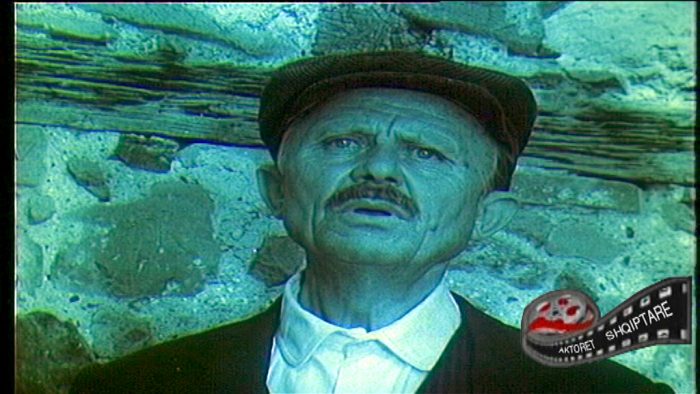 Ndahet nga jeta në moshën 99-vjeçare aktori i njohur Koço Qendro, ikonë e teatrit dhe kinemasë shqiptare 1 KOCO QENDRO 5 700x394 1