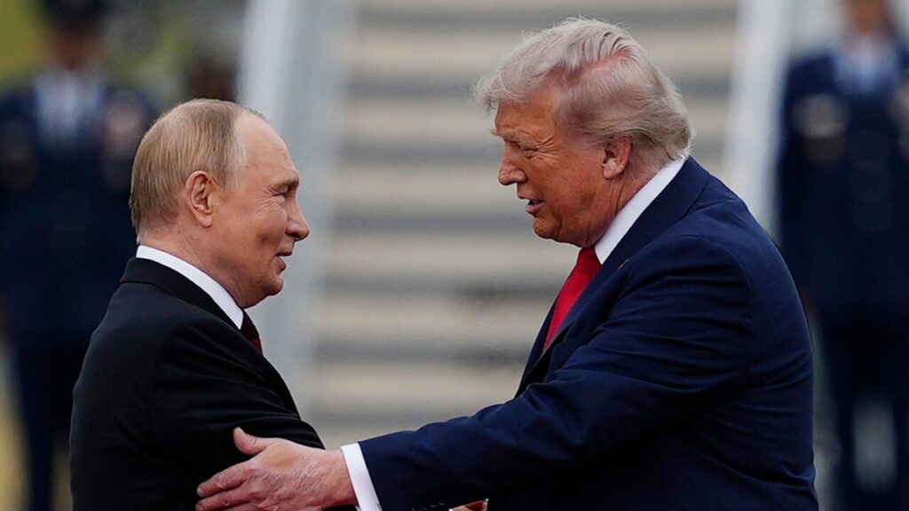 Trump zhvillon një telefonatë 90-minutëshe me Putinin, lufta në Ukrainë dhe samiti i NATO-s në qendër të diskutimeve download