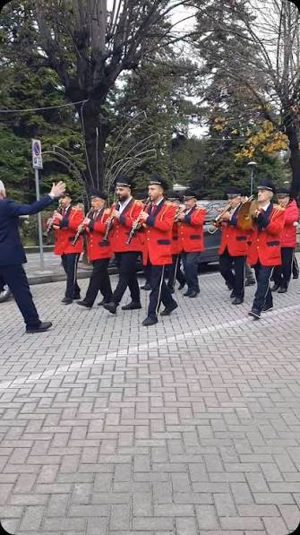 Korça, “kryeqyteti” i muzikës frymore / Parada e bandave, orkestra nga rajoni e Italia performojnë në juglindje images 9 1