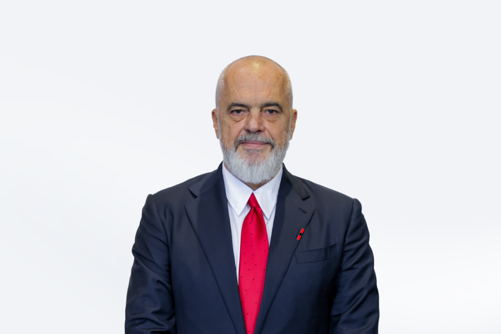 Në 62-vjetorin e lindjes, Rama publikon imazhin me kostum rozë dhe flamingo: Faleminderit për urimet! rama