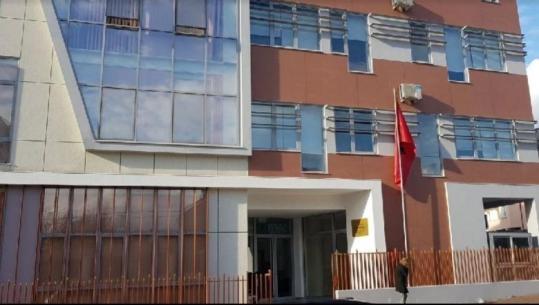 Tentoi të vriste 50-vjeçarin në lokal, Gjykata e Elbasanit lë në burg Poli Boriçin: Doja vetëm ta frikësoja 11759835353 gjykataeelbasanit