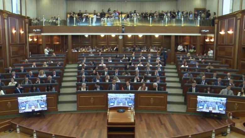 Krijimi i institucioneve të reja Kosovës, nis seanca konstituive e Kuvendit