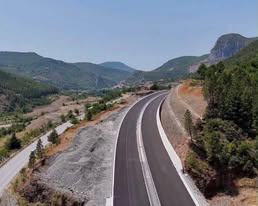 Rama: Punimet në aksin Elbasan–Qafë Thanë po ecin me ritme të larta, lidhja me juglindjen do të modernizohet 3 768969625 1605293187633003 5103407281570805907 n