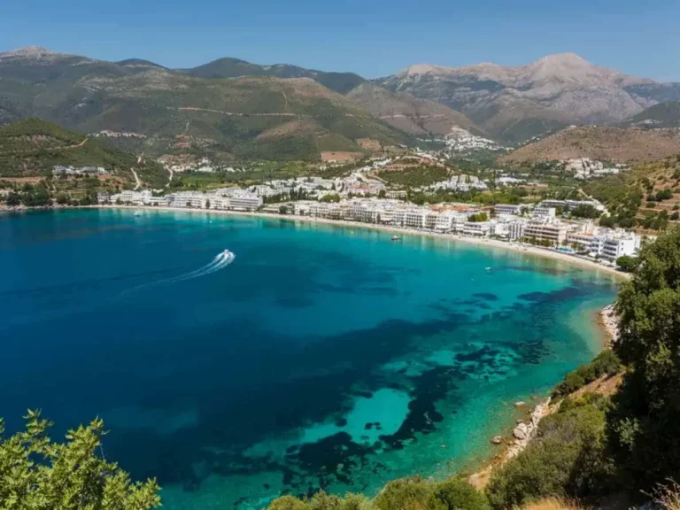 “TTW”: Shqipëria kthehet në magnet për turistët dhe investitorët e pasurive të paluajtshme Albania 3 1068x801 1 768x576 1
