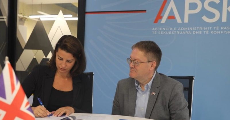Anglia dhe Shqipëria nënshkruajnë marrëveshjen historike: Pasuritë e konfiskuara nga krimi do të ndahen përgjysmë Angli