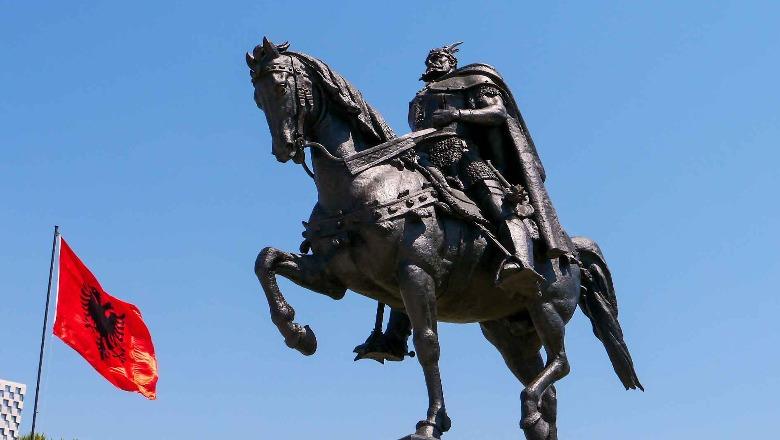 Për të rilindur Skënderbeun në Tiranë Heroi