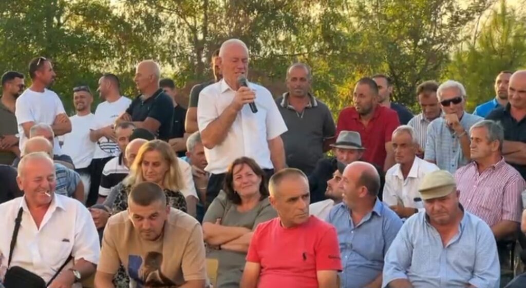 Klos/ Vetëm një familje e ardhur nga Maqedonia e Veriut kundër reformës në Njësinë Administrative Suç 3 PHOTO 2026 08 27 07 25 25 5
