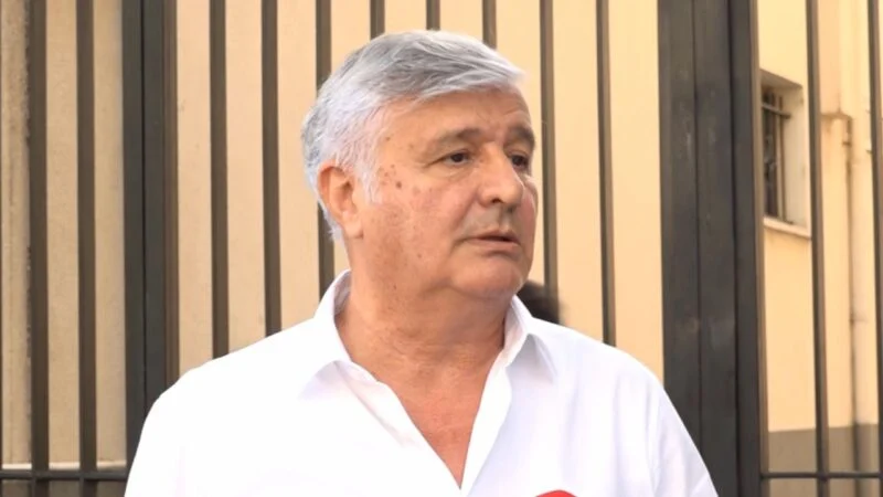 “Klienti im s’ka prekur para publike”, Maks Haxhia: Duam të njihemi me dosjen e Ergys Agasit haxhia 1 sd 800x450 1