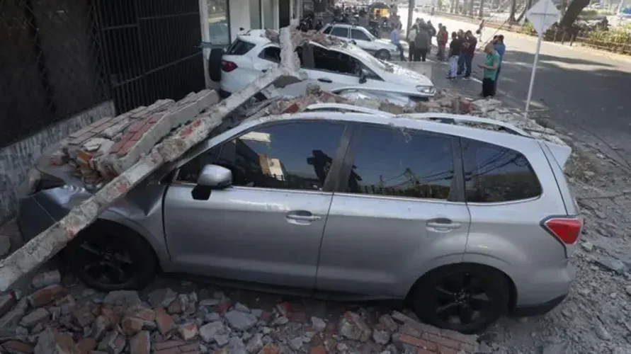 Tërmeti 7.4 ballë godet Kolumbinë, të paktën 21 të vdekur e shumë të plagosur (Foto) 2 image 17