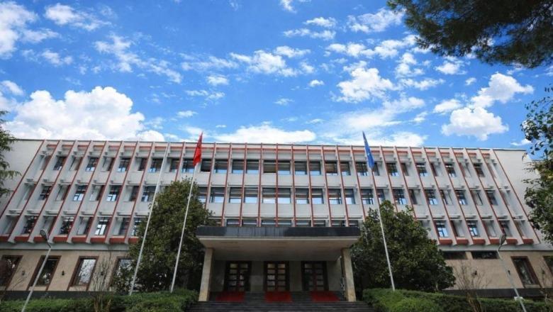 “300 mijë shqiptarë kalojnë çdo verë nga korridori Kroaci-Mali i Zi”, MJ: Po punojmë me autoritetet për të ulur pritjet në pikat kufitare mj