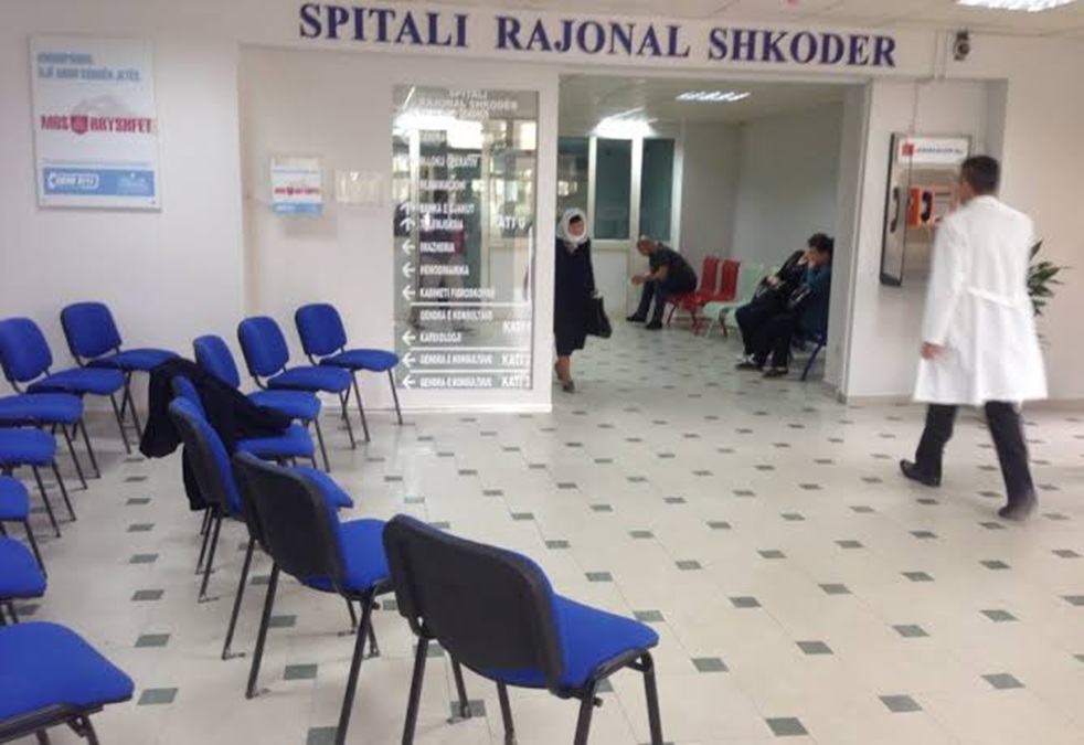 Shkodër, 49-vjeçarja humb jetën në spital, dyshohet se konsumoi sasi të madhe medikamentesh shkoder