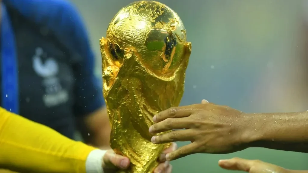FIFA nën presion, federatat nordike i drejtohen Brukselit: Futbolli nuk është për t’u shitur FIFA