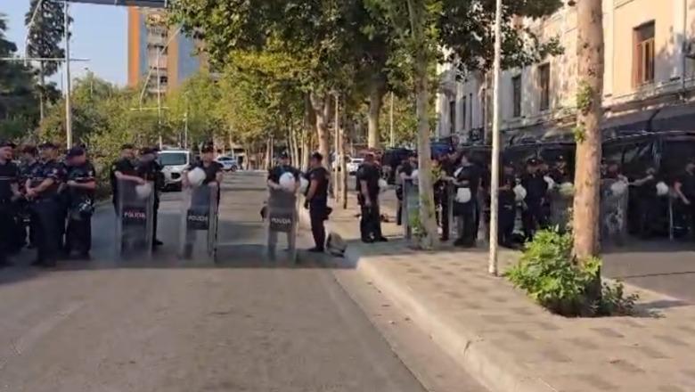 Në 17:00 nis Kuvendi/ Presidenti mesazh deputetëve: Energjia qytetare të ushqejë dialogun Kuvendi 2