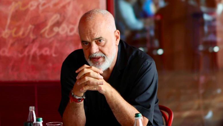Rama dënon gjuhën e urrejtjes në rrjetet sociale, ndan mesazhin e zyrtarit amerikan: Nëse politika ka nevojë për gënjeshtra që të marrë frymë, ajo meriton të mbytet! Rama 1