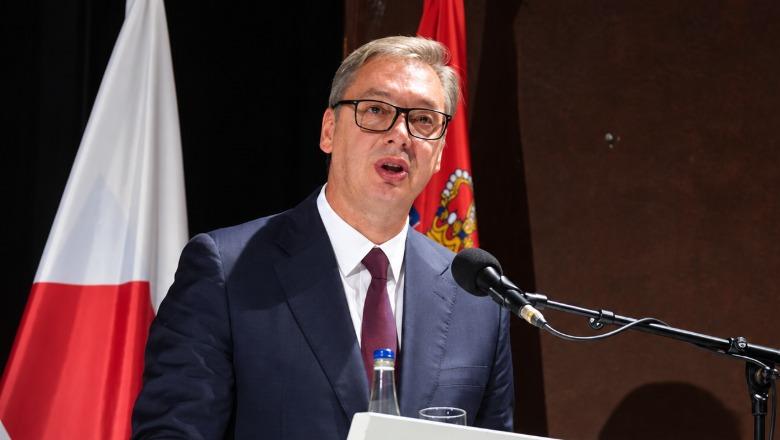 Vuçiç njofton datën e largimit nga posti i presidentit: “Do të jap dorëheqjen më 27 shtator” Vucic 1