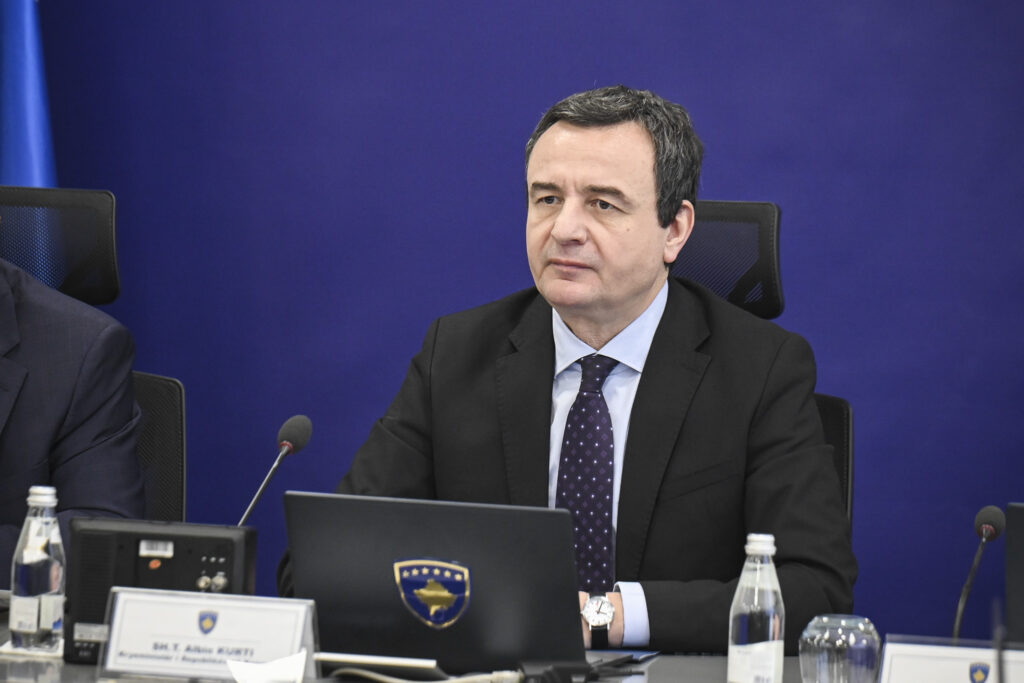 Dënimi i ish-krerëve të UÇK-së, Kurti: Duhet koordinim shtetëror dhe diplomatik për të ndryshuar vendimin! albin kurti