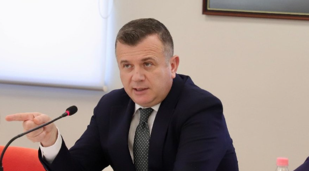 Skandali në rrjet me videot intime, reagon Taulant Balla: Cenim i rëndë i privatësisë, autorët të përballen me ligjin balla
