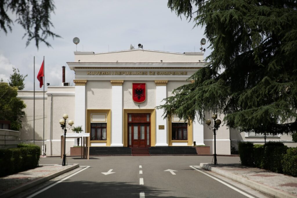 kuvendi 1
