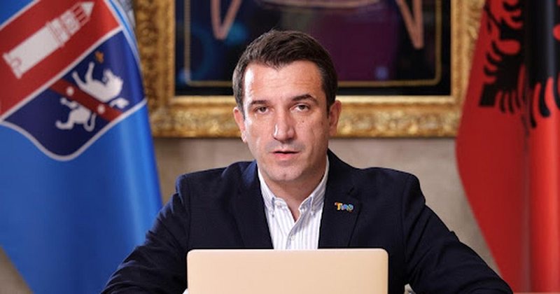 Bashkia e Tiranës: Veliaj firmos nga paraburgimi listëpagesat dhe pranon tre dorëheqje veliaj 800 0 1751373091xerion veliaj mayor of tirana 987