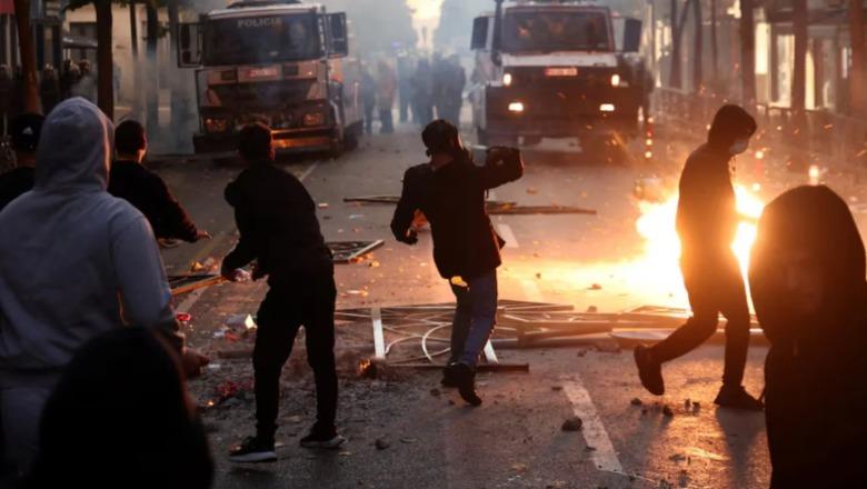 Dhuna e shkatërrimi në protestë/ Nga 310 arrestime vetëm 11 në burg e 11 arrest shtëpie, “të gjithë” detyrim paraqitje 1 1