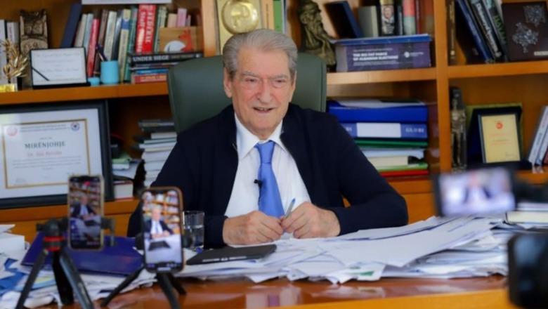 ‘Tajvani’ do t’i lërë vendin një godine të re, Berisha: Jemi kundër ndërtimit në parkun e vetëm në Tiranë, po mbledhim firmat për një peticion 1791034724 saliberisha