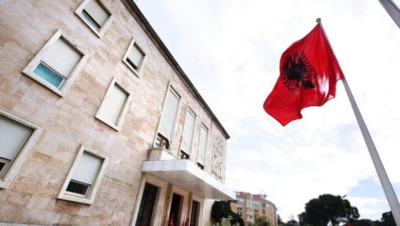 Paketa fiskale/ TVSH për ushqimet ulet për herë të parë nga 20% në 6%, për turizmin shkon në 10% 1792609398 kryeministria