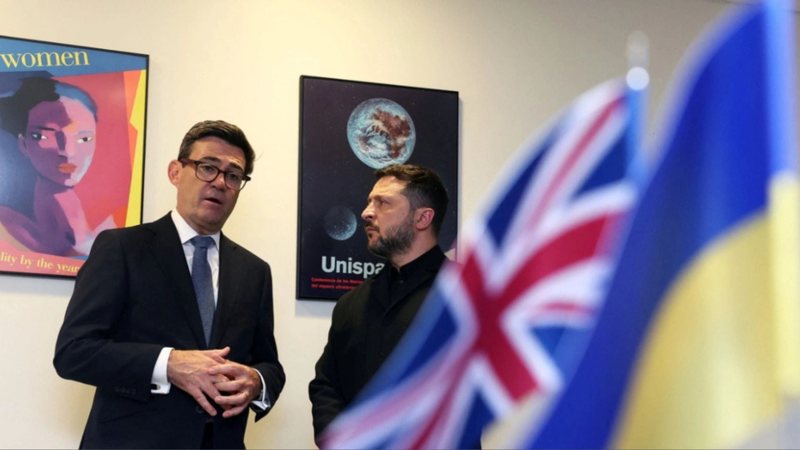 Zelensky sot në Londër. Burnham riafirmon mbështetjen për Ukrainën mes tensioneve me Trump 800 0 c6df41bfe1b7b8010b86125159ef2dc1
