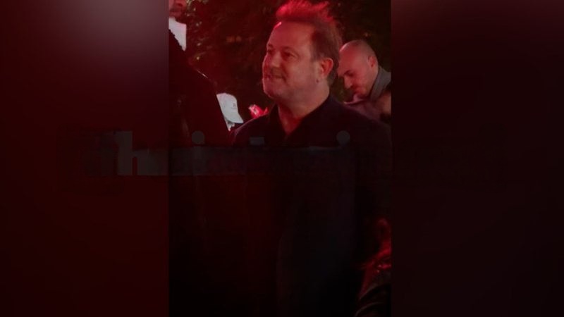 Pas dhëndrit, edhe deputeti i Sali Berishës, Gjin Gjoni në protestën te Ministria e Arsimit 93a9b89e 5a57 4b10 b72b 61d7bf3651da