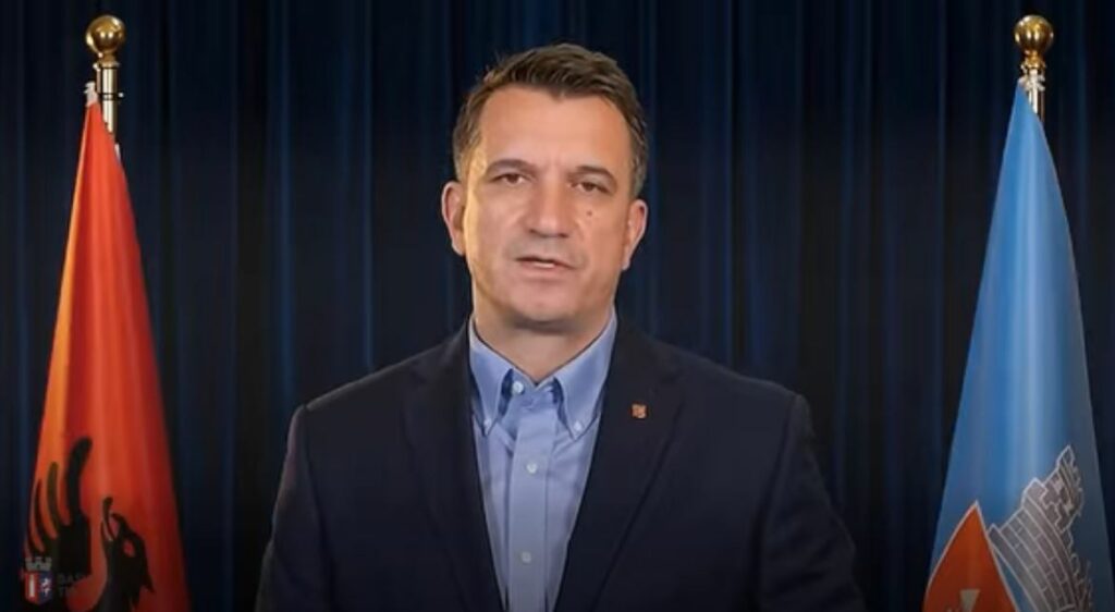 Mesazhi i kryebashkiakut Veliaj me IA: Dreka falas për çdo nxënës. Asnjë pengmarrje nuk na ndal! Veliaj1 1024x562 1