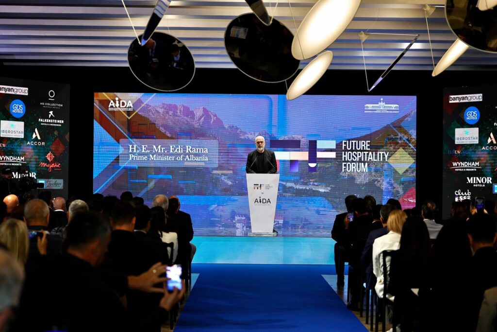 Rama thirrje investitorëve të huaj: Mos e humbisni mundësinë për të investuar në Shqipëri WhatsApp Image 2026 10 02 at 11.16.40 AM