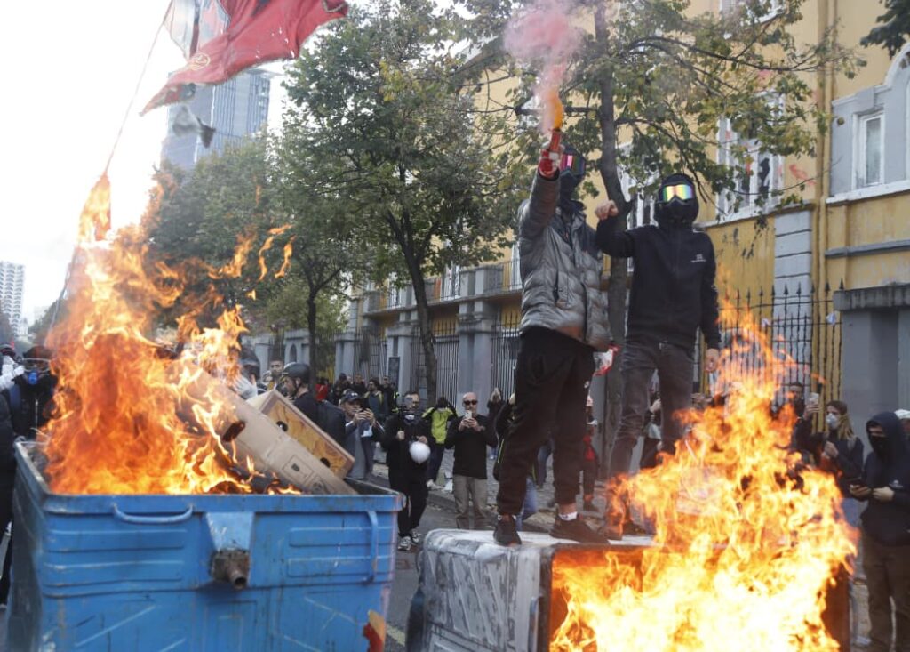 Identifikohen 5 protestues të maskuar/ Policia: Tre janë përsëritës, gjobë 500 mijë lekë WhatsApp Image 2026 10 31 at 4.22.54 PM