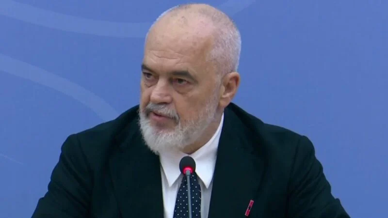 Rama: Dialog me këdo, përveç atyre që nxisin dhunën: Nuk ka zgjidhje politike me ndryshime artificial edi rama 3 800x450 1
